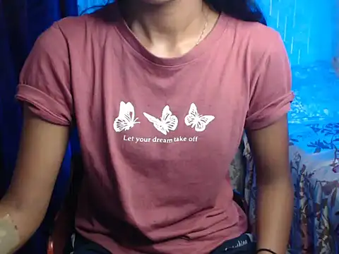Snapshot of Angel_kiyara chatting on 06/19/26, 07:45 Angel kiyara online show from 06/19/26, 07:45