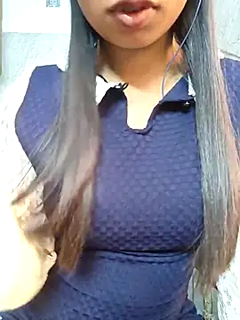 Snapshot of Sarita_7 chatting on 01/13/25, 10:14 Sarita 7 online show from 01/13/25, 10:14