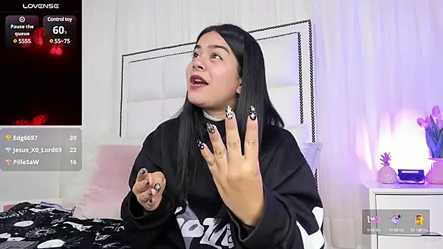 atena hill online show from 01/12/25, 01:53