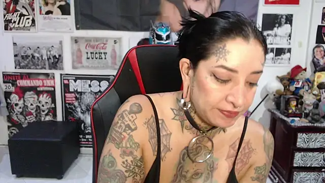 Rollyderolandia666 online show from 12/02/25, 10:05