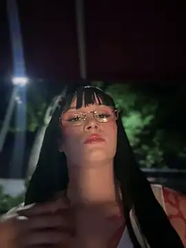 Snapshot of Electra_doll_ chatting on 03/01/25, 12:50 Electra doll online show from 03/01/25, 12:50