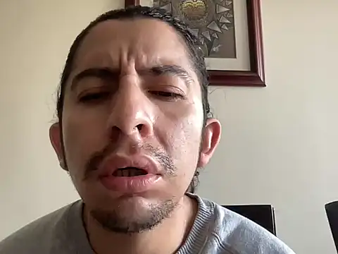 littlelatinhunter online show from 11/30/25, 12:20