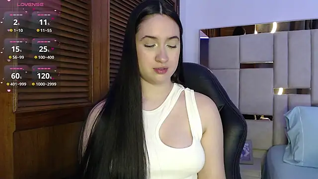 sofiaduque 26 online show from 02/25/25, 07:58