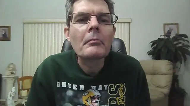 Snapshot of Copfiremen4566 chatting on 03/16/26, 04:29 Copfiremen4566 online show from 03/16/26, 04:29