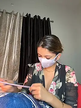 Snapshot of Jen_jennyy1 chatting on 02/12/25, 04:33 Jen jennyy1 online show from 02/12/25, 04:33