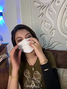 Jen jennyy1 online show from 04/13/26, 09:09