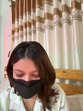 Jen jennyy1 online show from 04/15/26, 07:10