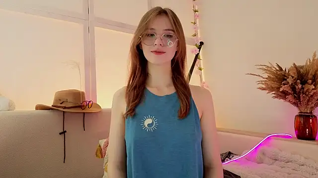 Snapshot of JennyDilly chatting on 05/28/26, 06:16 JennyDilly online show from 05/28/26, 06:16