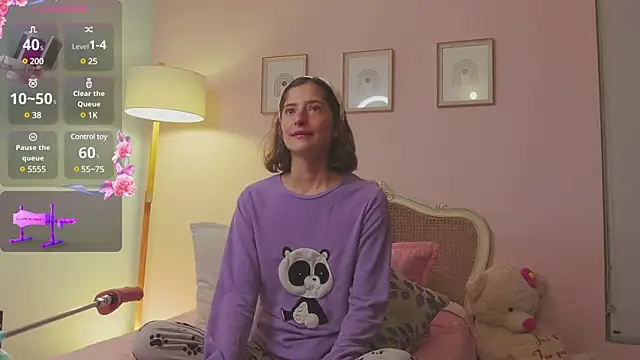 KittyAna online show from 02/25/25, 02:14