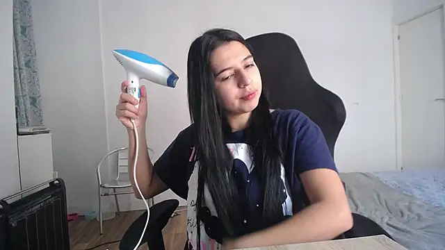 Contantin helena online show from 01/18/26, 01:48