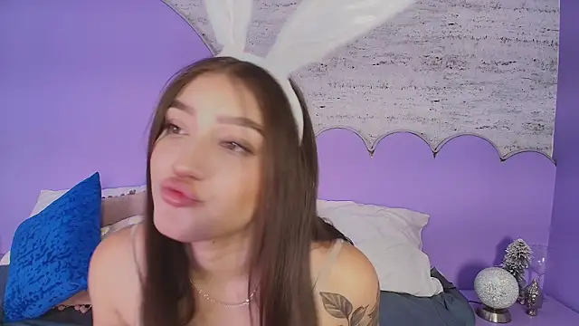 Giaa Ross online show from 04/07/26, 07:47