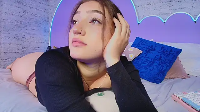 Giaa Ross online show from 04/14/26, 08:26