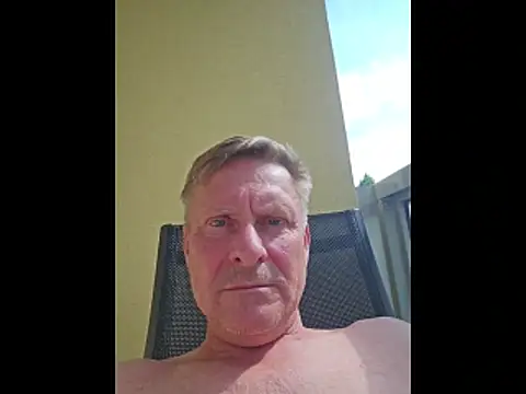 johnnym1 online show from 06/16/26, 07:33