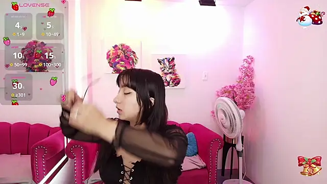 Snapshot of Miss_dolly_ chatting on 11/20/25, 12:27 Miss dolly online show from 11/20/25, 12:27