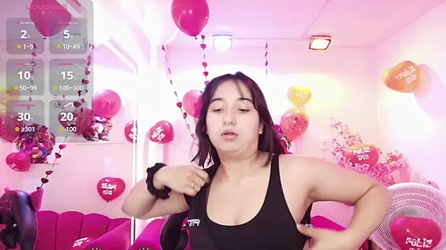 Snapshot of Miss_dolly_ chatting on 02/16/26, 12:23 Miss dolly online show from 02/16/26, 12:23