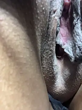 keirabbw online show from 12/05/25, 12:41