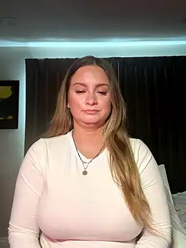 Sophie Raegan online show from 02/03/26, 04:23