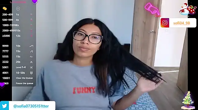 Snapshot of sofia_rosse4 chatting on 01/14/25, 01:28 sofia rosse4 online show from 01/14/25, 01:28