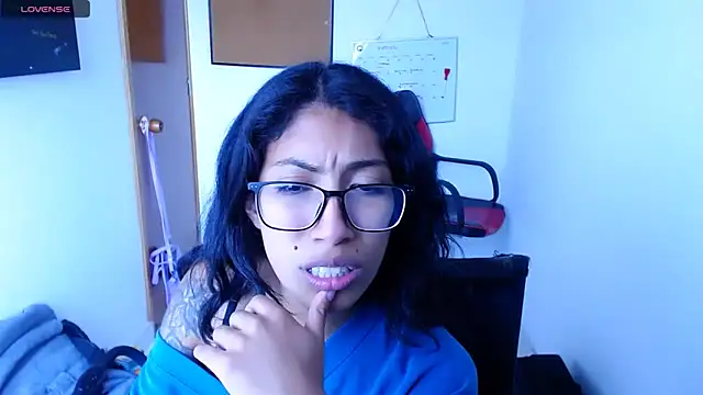 sofia rosse4 online show from 02/05/26, 07:07