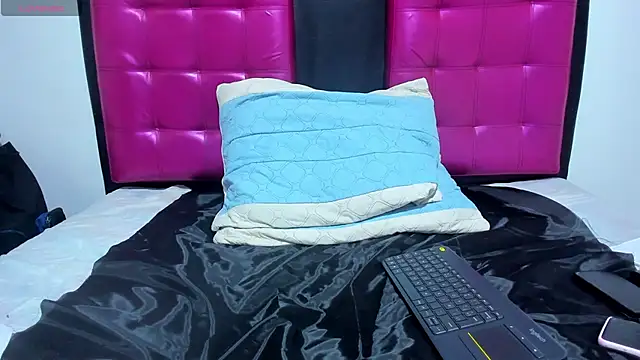 AlanaLars online show from 11/19/25, 12:10