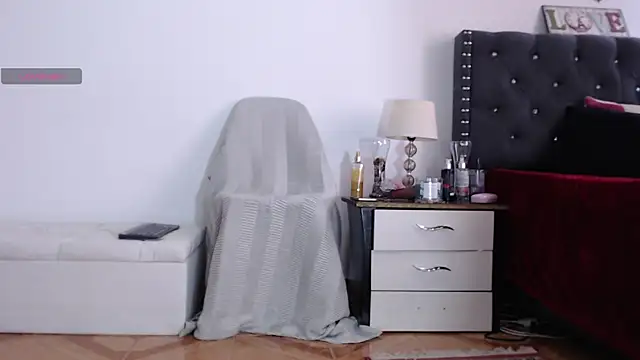 Snapshot of ana_bella1 chatting on 02/01/25, 08:26 ana bella1 online show from 02/01/25, 08:26