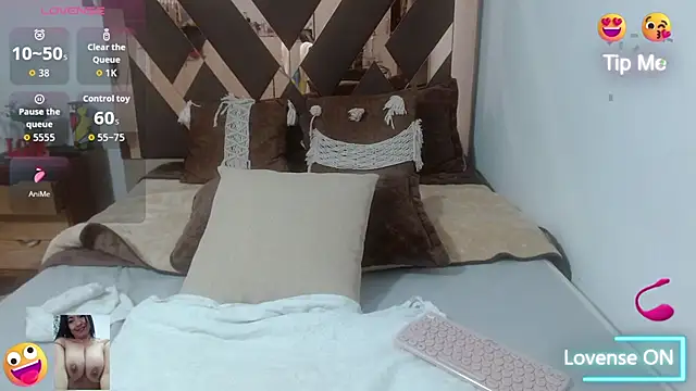 lindaesmeralda online show from 01/19/26, 12:31