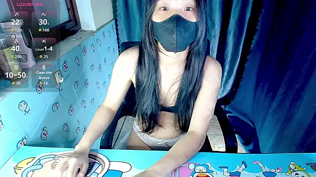 Snapshot of __Saphia__ chatting on 06/04/26, 03:18 Saphia online show from 06/04/26, 03:18