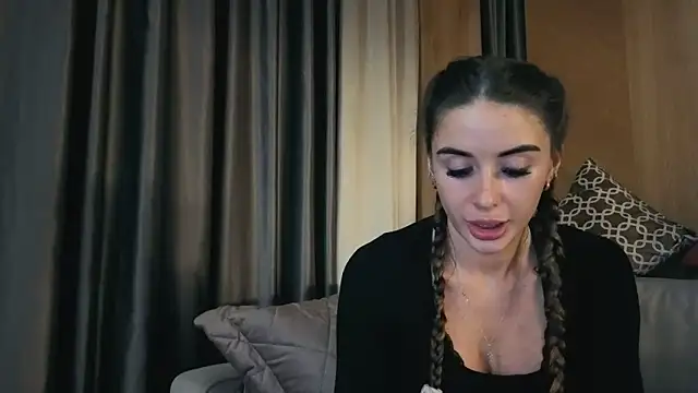 your bunnygirl online show from 11/07/25, 09:15