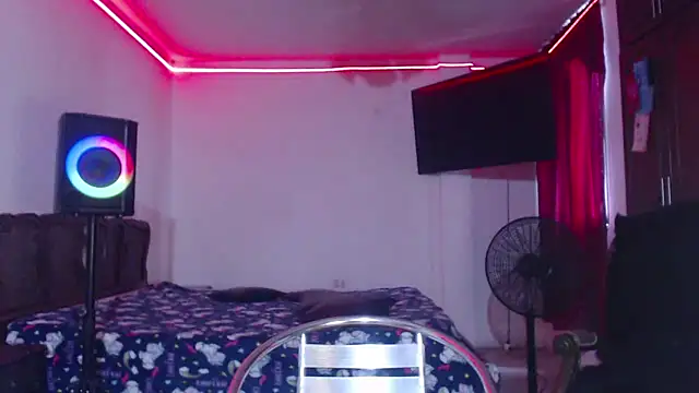 aliceesmith online show from 01/18/25, 01:29