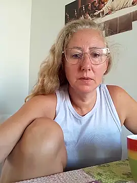 MILEIDE980 online show from 02/28/26, 01:34