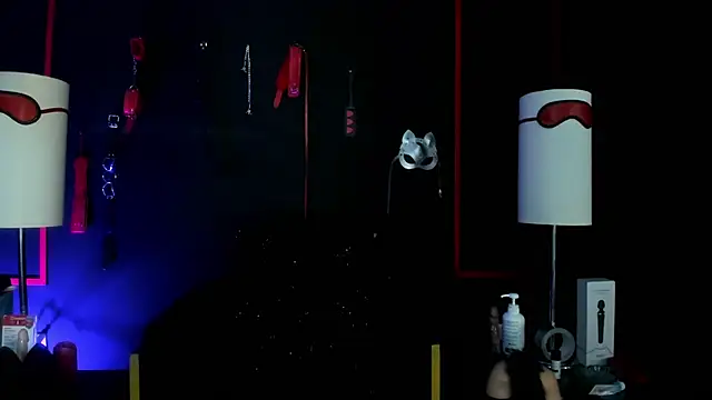 CharlotteScotte online show from 10/31/25, 12:06