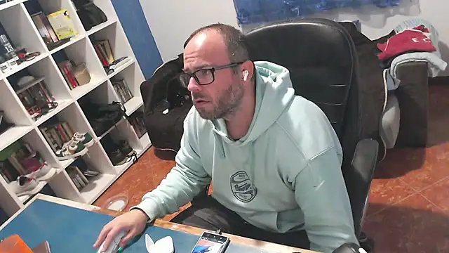 ravingr4d4 online show from 11/15/25, 10:26