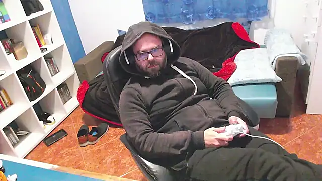 ravingr4d4 online show from 12/14/25, 10:36