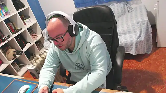 ravingr4d4 online show from 01/31/26, 08:51