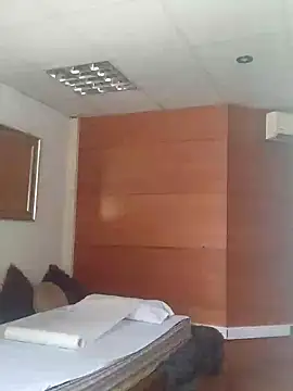 Snapshot of Daniela77771 chatting on 02/02/25, 05:15 Daniela77771 online show from 02/02/25, 05:15