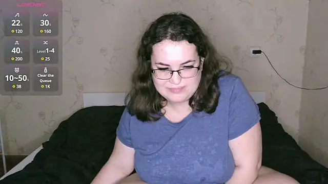 Snapshot of VladaCandy chatting on 12/30/24, 01:58 VladaCandy online show from 12/30/24, 01:58
