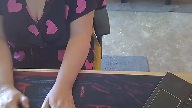 Silvia2277 online show from 09/16/25, 09:10