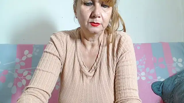 Andra Love online show from 12/16/25, 07:19