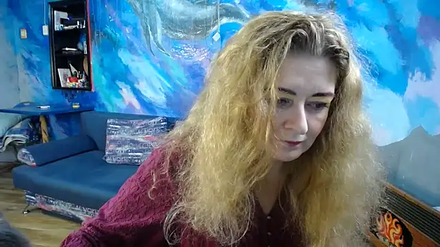 Snapshot of Helen1974 chatting on 11/04/25, 05:56 Helen1974 online show from 11/04/25, 05:56