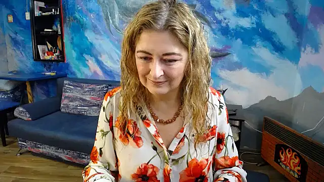 Snapshot of Helen1974 chatting on 11/10/25, 02:16 Helen1974 online show from 11/10/25, 02:16