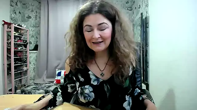 Helen1974 online show from 05/07/26, 01:55
