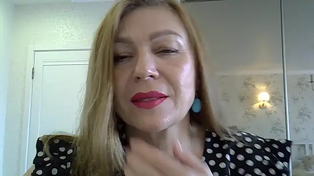 Alexandra-Rosee online show from 12/21/25, 05:36