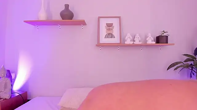 Snapshot of sophiarossee_ chatting on 03/19/25, 10:55 sophiarossee online show from 03/19/25, 10:55