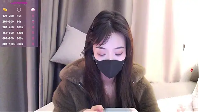 Duludulu 007 online show from 10/13/25, 04:23