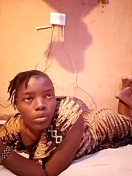 cute naimah online show from 10/26/25, 06:08