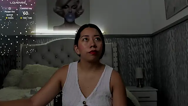 sexylaurita online show from 03/27/26, 11:21