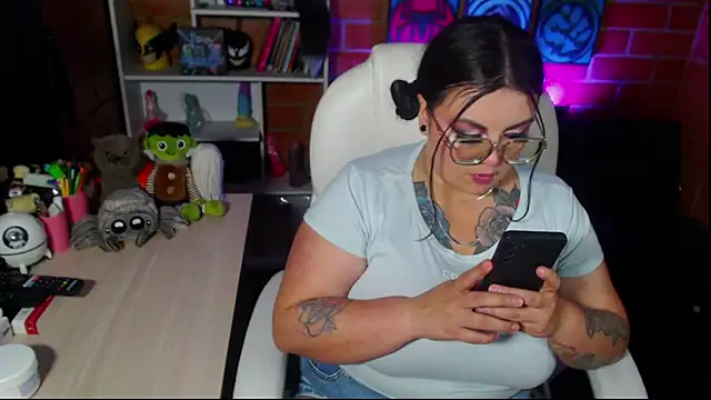 juliette rd online show from 09/26/25, 03:32