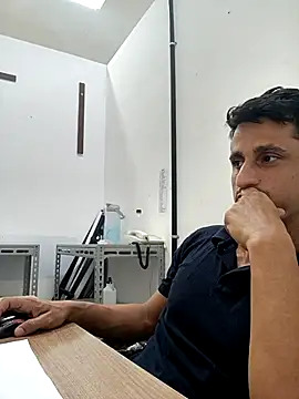 Snapshot of lapac03 chatting on 02/20/25, 08:25 lapac03 online show from 02/20/25, 08:25