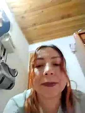 Snapshot of malusexy33 chatting on 01/27/25, 04:41 malusexy33 online show from 01/27/25, 04:41