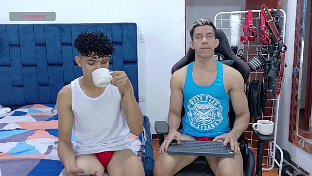 JoseRumbero26 online show from 11/28/25, 11:57